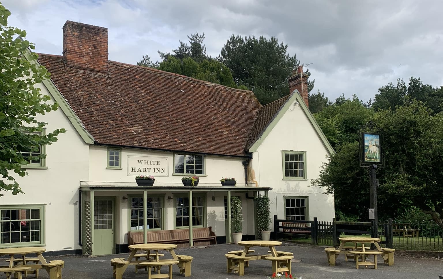 The White Hart